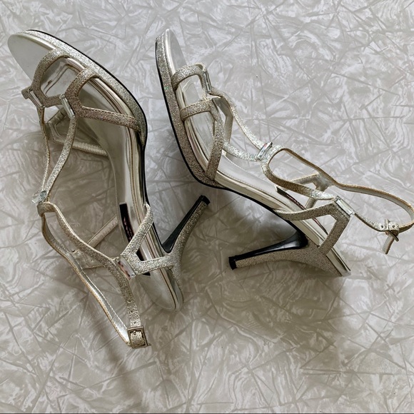 Nina Silver Glitter/Bling Strappy Heels (Prom!) 8 - Picture 5 of 7